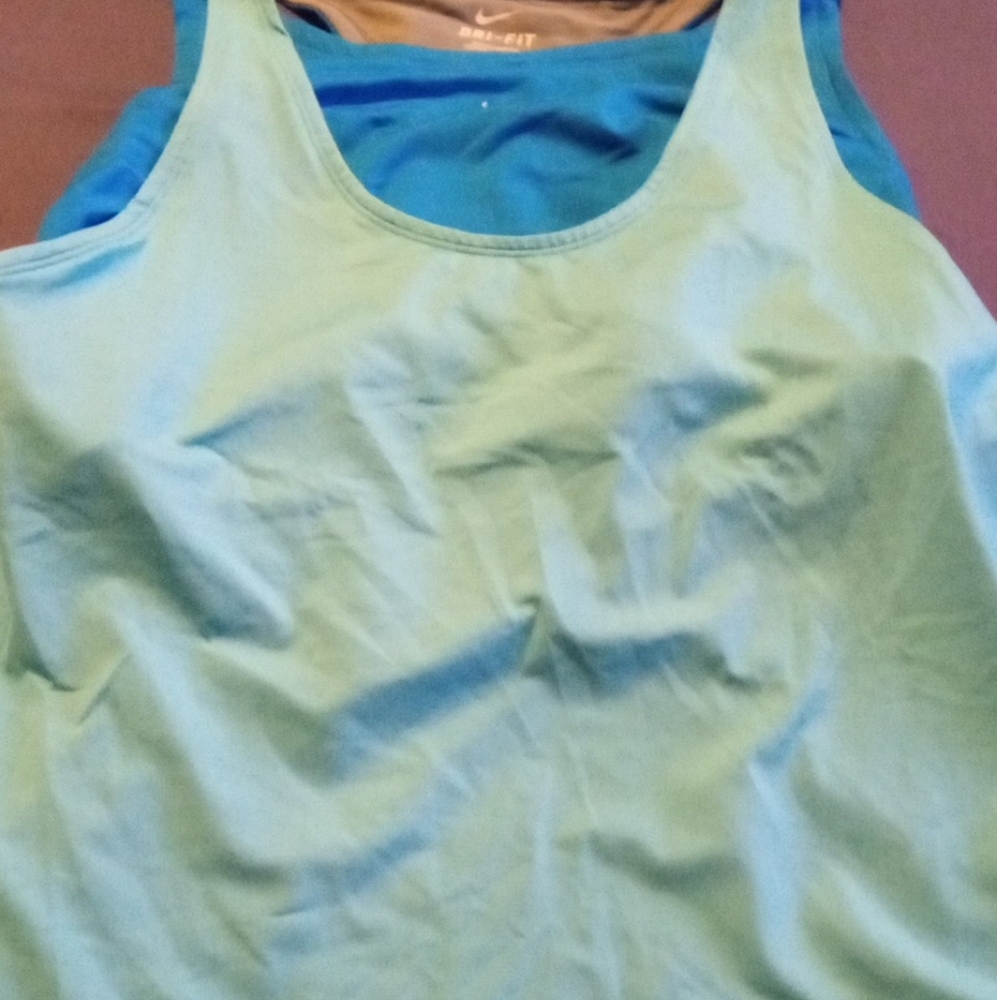 Tank top🔥 - Picture 6 of 6